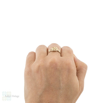 Lovers Knot 9ct Ring, Vintage 9k Rose Gold 1930s Engraved Knotted Design Band.