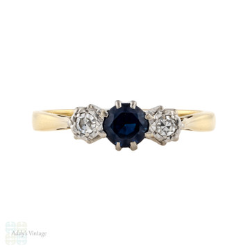 Sapphire & Diamond Three Stone Engagement Ring, 1930s Vintage 18ct & Platinum Ring.