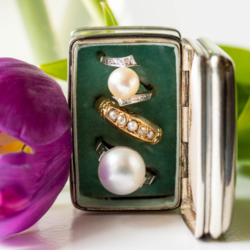 Vintage Cultured Pearl & Diamond Ring, 18ct 18k Gold 1960s Bypass Design.