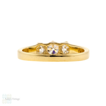 Three Stone Old European Cut Diamond Engagement Ring, 18ct 18k Yellow Gold.