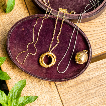 Antique Pinchbeck Engraved Hoop Pendant, Interlocking Georgian Rings on Gold Tone Chain.