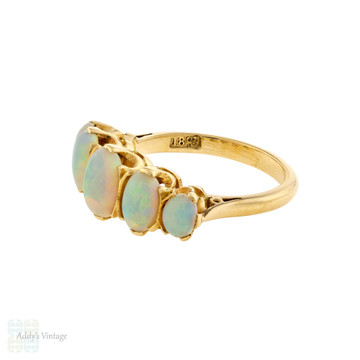 Opal Graduated Five Stone Ring, Vintage 18ct 18k Yellow Gold Band Circa 1930s.