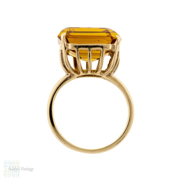 Vintage 1960s Synthetic Yellow Sapphire Cocktail Ring 9k 9ct Yellow Gold