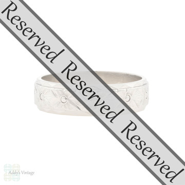 Wide Engraved Vintage Platinum Wedding Band, Floral Pattern Size K.5 / 5.5.