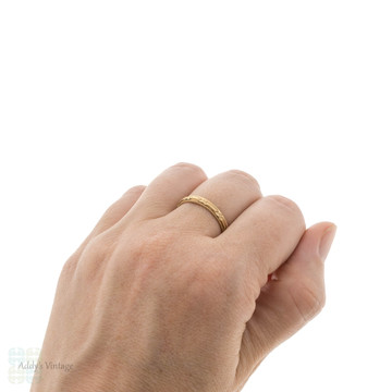 Vintage Floral Engraved 14k Yellow Gold ArtCarved Wedding Band, Size R.5 / 9.