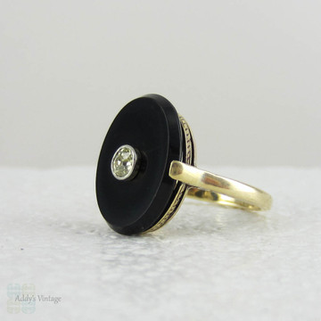 Antique Onyx & Pale Yellow Old Mine Cut Diamond Ring, 18 Carat Yellow Gold Ring with Oval Cut Black Onyx.