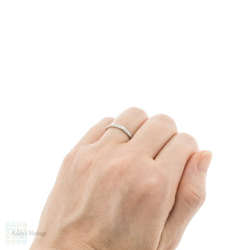 Vintage Platinum Engraved Wedding Ring, Size O / 7.25. 