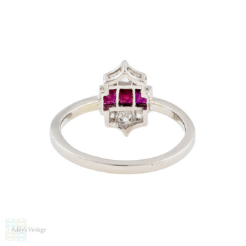 Art Deco Ruby & Diamond Art Deco Platinum Ring.