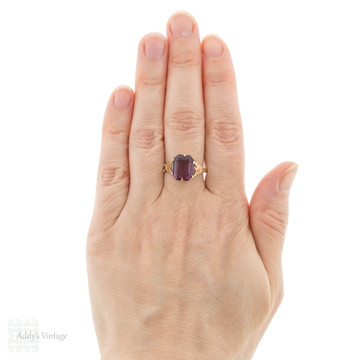 Vintage Amethyst Paste 9ct Yellow Gold Ring with Engraved Setting.