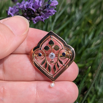 Art Nouveau Diamond & Sapphire 14ct Pendant & Brooch, Foliate Design.