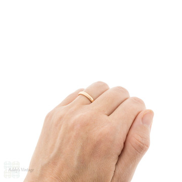 22ct Rose Gold Vintage Ladies Wedding Ring, 1950s Donut Shape Ring Size L.5 / 6.