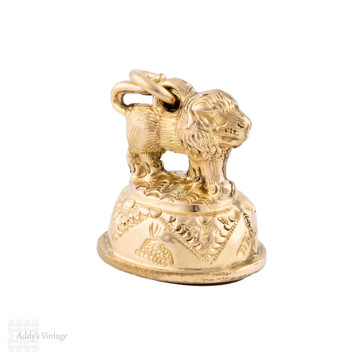 Antique 9ct Lion Fob, Gold Animal Fob Pendant with Carnelian Base.