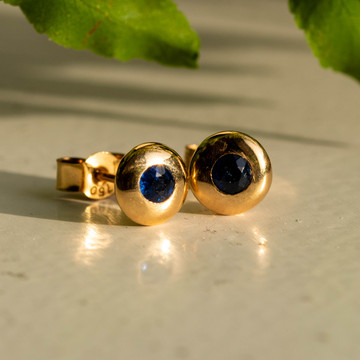 Antique Sapphire Flush Bezel Set 18ct Gold Stud Earrings.