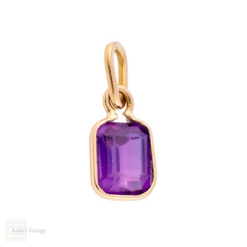 Antique Bezel Set Cushion Cut 1.25ctw Amethyst Charm, 18ct Gold.