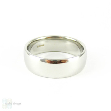 Vintage Men's Heavy Platinum Wedding Ring. Wide Simple D Shape Profile Platinum Band, 7.25 mm Wide, Size V.5 / 10.75, 15.2 grams.