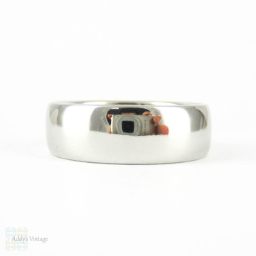 Vintage Men's Heavy Platinum Wedding Ring. Wide Simple D Shape Profile Platinum Band, 7.25 mm Wide, Size V.5 / 10.75, 15.2 grams.