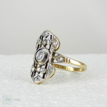 Edwardian Diamond Dinner Ring, Antique Pierced Design Cocktail Ring in 18 Carat Gold, Diamond Adorned Dinner Ring, Circa 1900s.