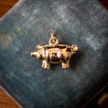 Antique 9ct Victorian Lucky Pig Charm Pendant.