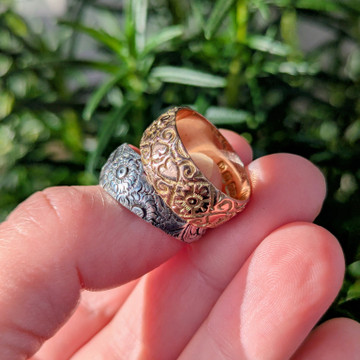 Antique Heart & Flower Engraved 9ct Gold Wide Band, Size P / 7.75.