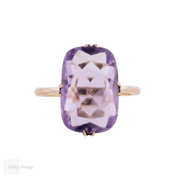 1920s Cushion Cut Solitaire  Amethyst Ring, 9ct Gold Double Claw Design.