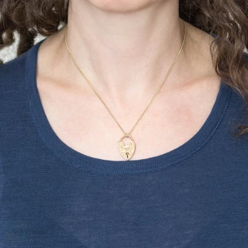 Antique Engraved 9ct Gold Heart Padlock Pendant Clasp.