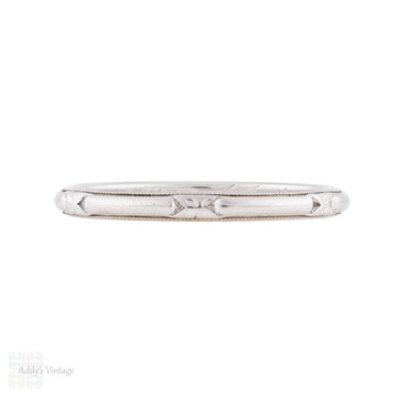 Art Deco Slender Flower Engraved Platinum Wedding Ring, Size L.5 / 6. 