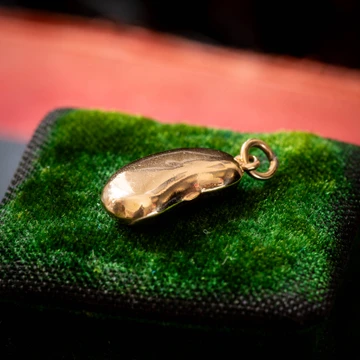 Antique 9ct Gold Victorian Lucky Bean Charm Pendant.