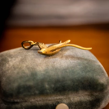 Antique 15ct Gold Swallow Pendant, Victorian Symbolism Flying Bird Charm.