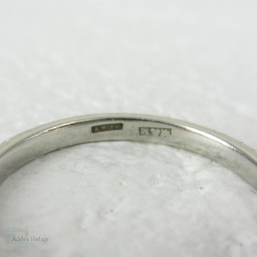 Art Deco Platinum Wedding Ring with Engraved Sides. Scroll Design Engraved Pattern, Circa 1920s.