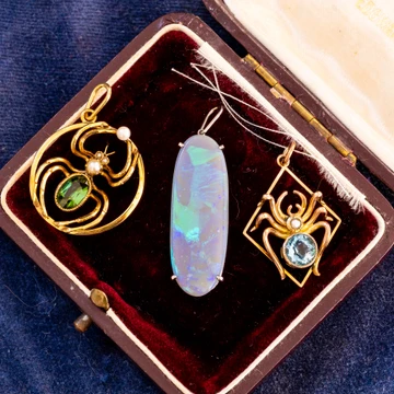 Antique Tourmaline & Pearl 9ct Gold Spider Pendant, Circa 1910s.