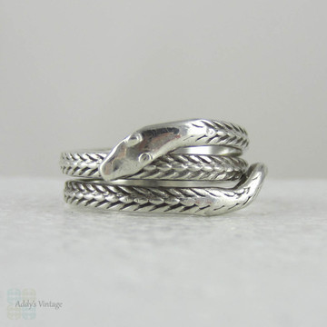 Edwardian Snake Ring, Antique Coiled Sterling Silver Engraved Snake Ring, Circa 1900s.