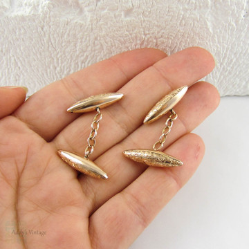 Edwardian Rose Gold Cuff Links, Men's Engraved Torpedo Shape 9 Carat Gold Cufflinks in Ivy Design, Chester 1906, Henry Cooper & Sons