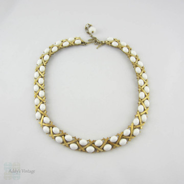 Vintage Trifari Crown White Necklace, Milk Glass White Short Choker Necklace in Gold Tone Setting, Circa 1960s.