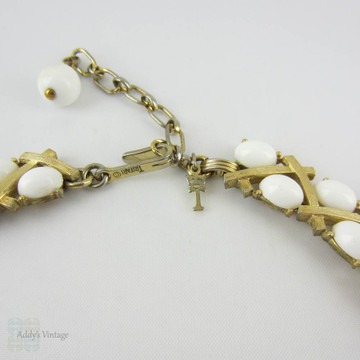 Vintage Trifari Crown White Necklace, Milk Glass White Short Choker Necklace in Gold Tone Setting, Circa 1960s.