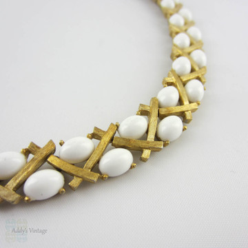 Vintage Trifari Crown White Necklace, Milk Glass White Short Choker Necklace in Gold Tone Setting, Circa 1960s.