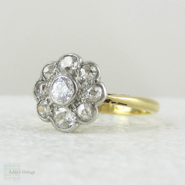 Antique Diamond Daisy Engagement Ring, Floral Shape Old Mine Cut & Old European Cut Vintage Diamond Flower Ring in 18 Carat, Platinum.