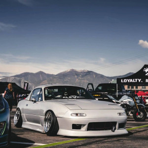 Mazda Miata 1990-1997 Deuce Style 4 Piece Polyurethane Full Body Kit - image 1
