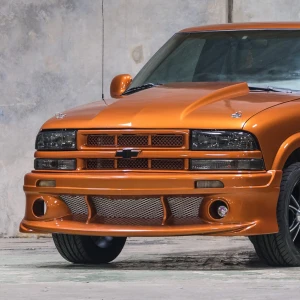 Chevrolet S-10 1994-2004 / Chevrolet Blazer 1995-2004 1 Piece Polyurethane Front Bumper - image 1