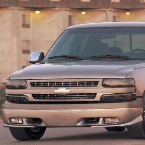 Chevrolet Silverado 1999-2002 / Tahoe 2000-2006 / Suburban 2000-2006 Aggressive Design 1 Piece Polyurethane Front Bumper - image 1