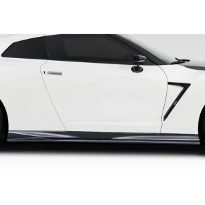 2017-2021 Nissan GTR Vantix Side Skirts - image 1