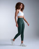 2XU - Flex Hi Rise Compression 7/8 Tights - Women's - Ever Green/Ever Green - 2026