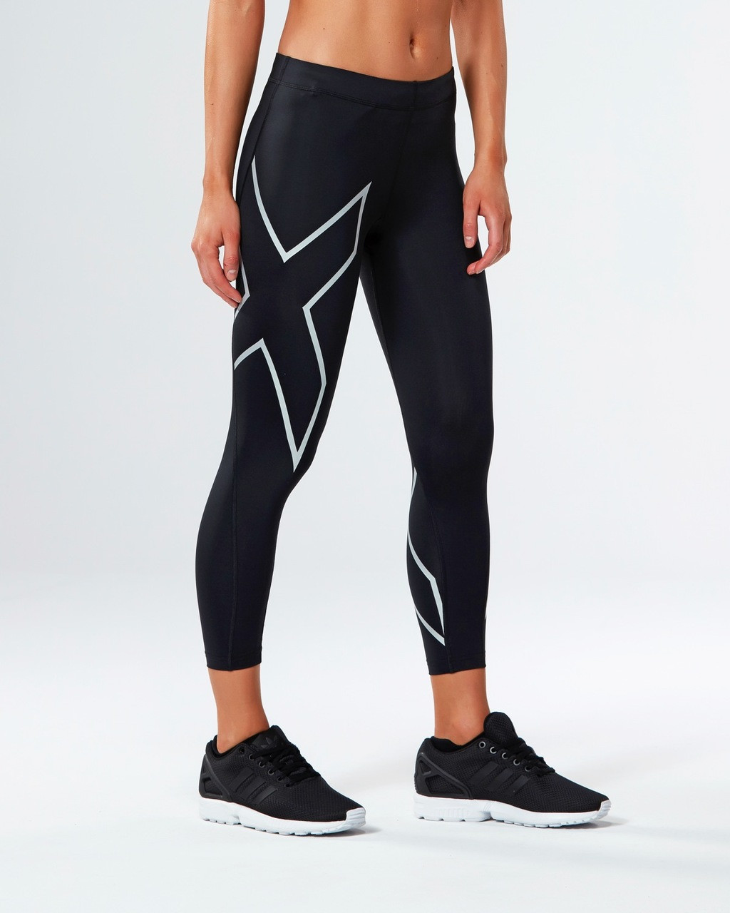 2XU Women's Core Compression Tights - Black/Fluro Pink – The