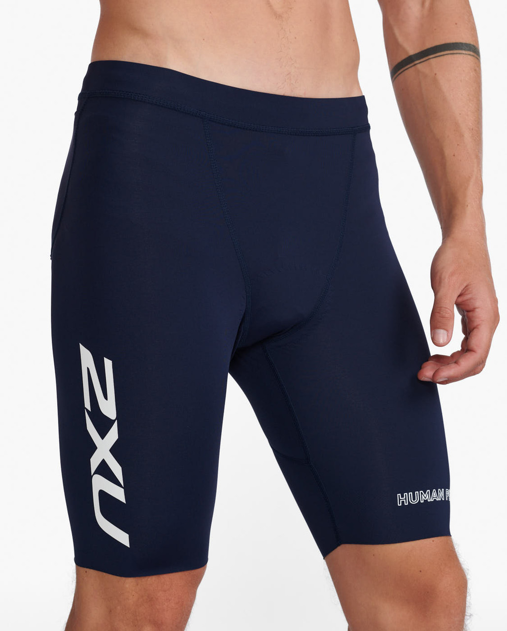 2XU Aero 9 Inch Short - MyTriathlon