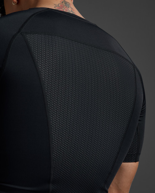 2XU - Core Compression Short Sleeve - Men's - Black/No Logo - 2025 2XU - Core Compression Short Sleeve - Men's - Black/No Logo - 2025