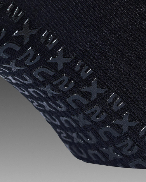 2XU - Performance Crew Grip Sock - Black/White - 2026