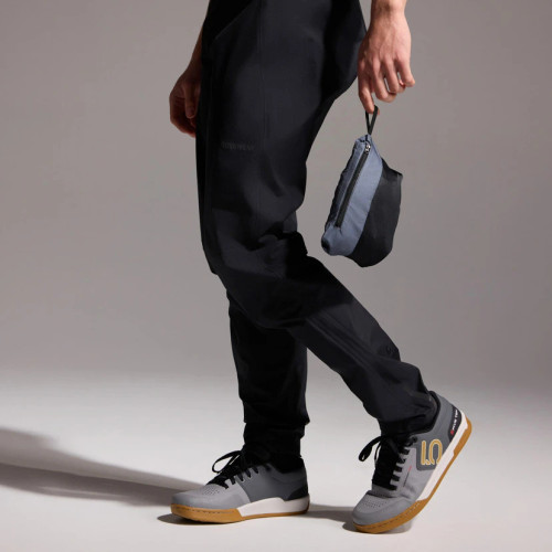 Gorewear - LUPRA GORE-TEX 2.0 Hooded Jacket - Men's - Black - 2025 Gorewear - LUPRA GORE-TEX 2.0 Hooded Jacket - Men's - Black - 2025