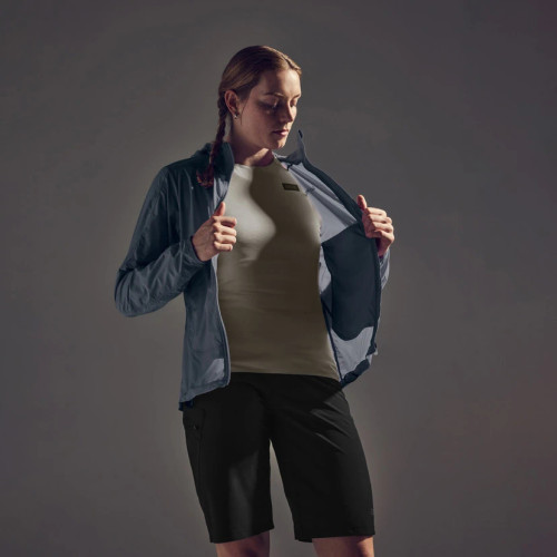 Gorewear - FERNFLOW Hooded Windbreaker - Women's - Lab Graphite - 2025 Gorewear - FERNFLOW Hooded Windbreaker - Women's - Lab Graphite - 2025