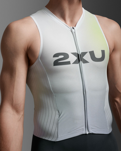 2XU - Light Speed React Trisuit - Men's - Cool Matcha/India Ink - 2026