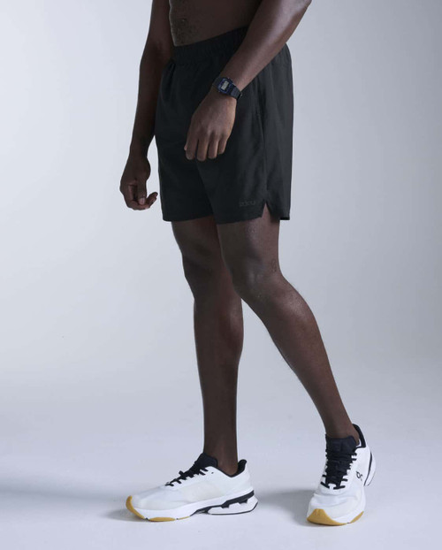 2XU - Motion 7 Inch Unlined Shorts - Men's - Black/Black - 2026