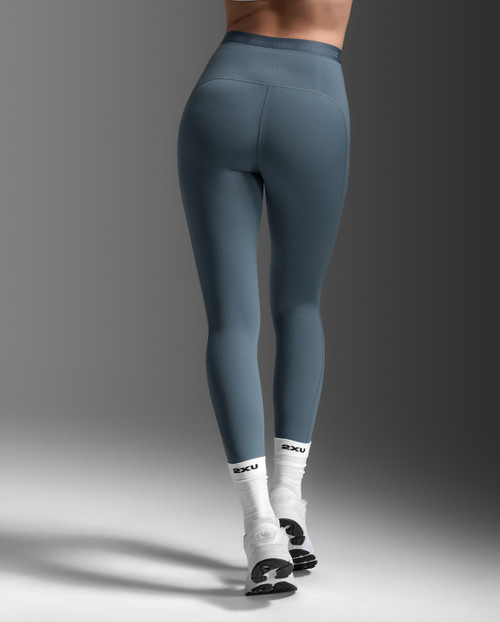 2XU - Form Stash Hi Rise Compression Tight - Women's - Dark Sage/Dark Sage - 2026